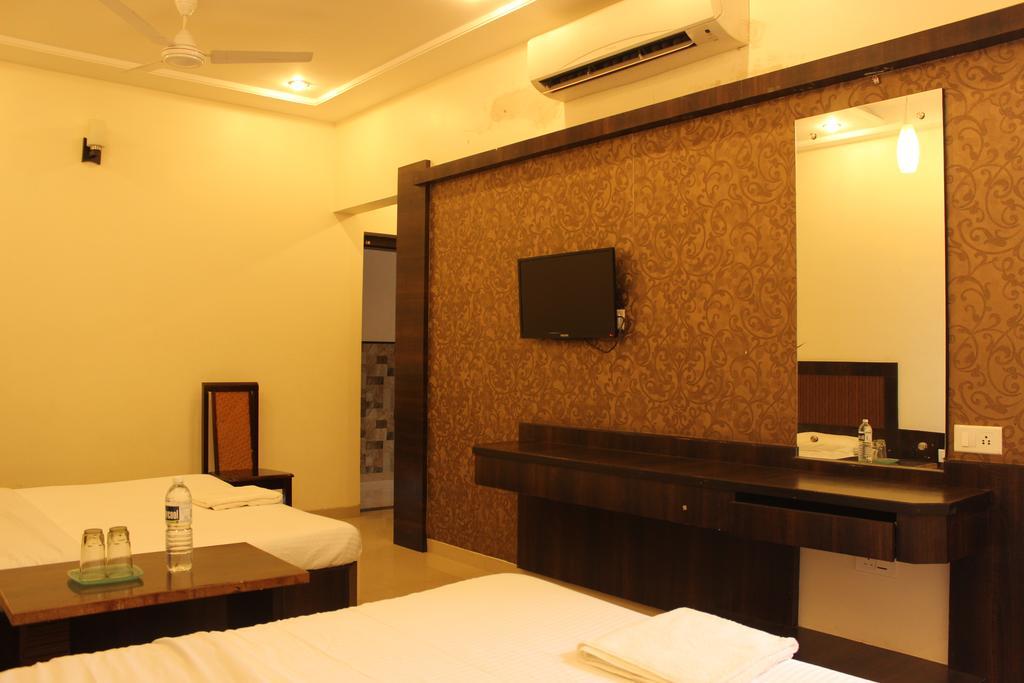 Hotel Sai Ramanand Shirdi Dış mekan fotoğraf