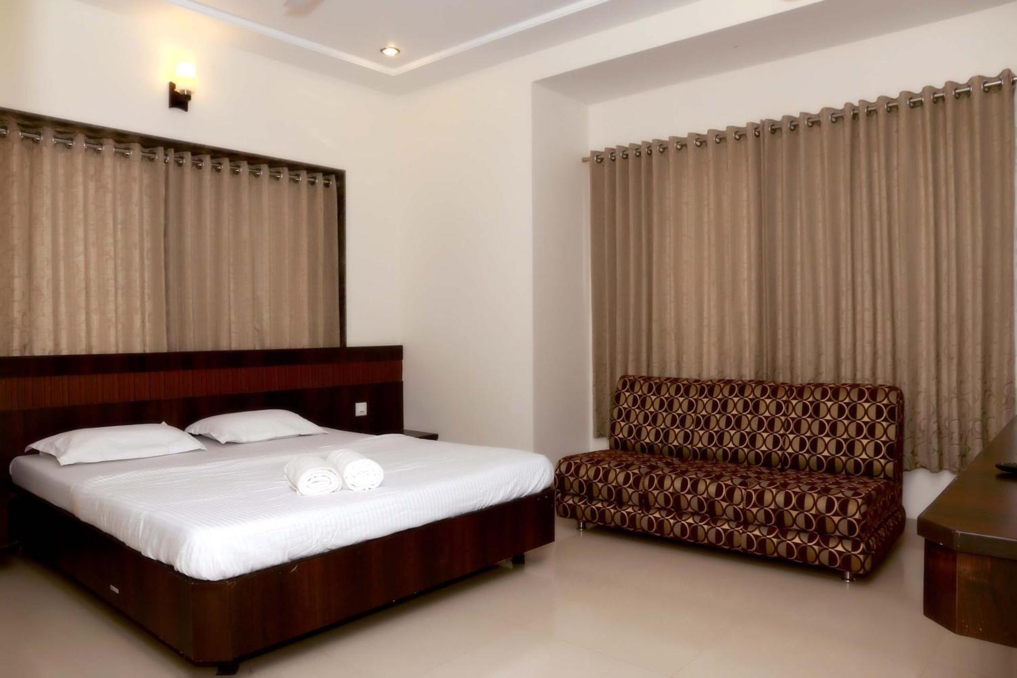 Hotel Sai Ramanand Shirdi Dış mekan fotoğraf