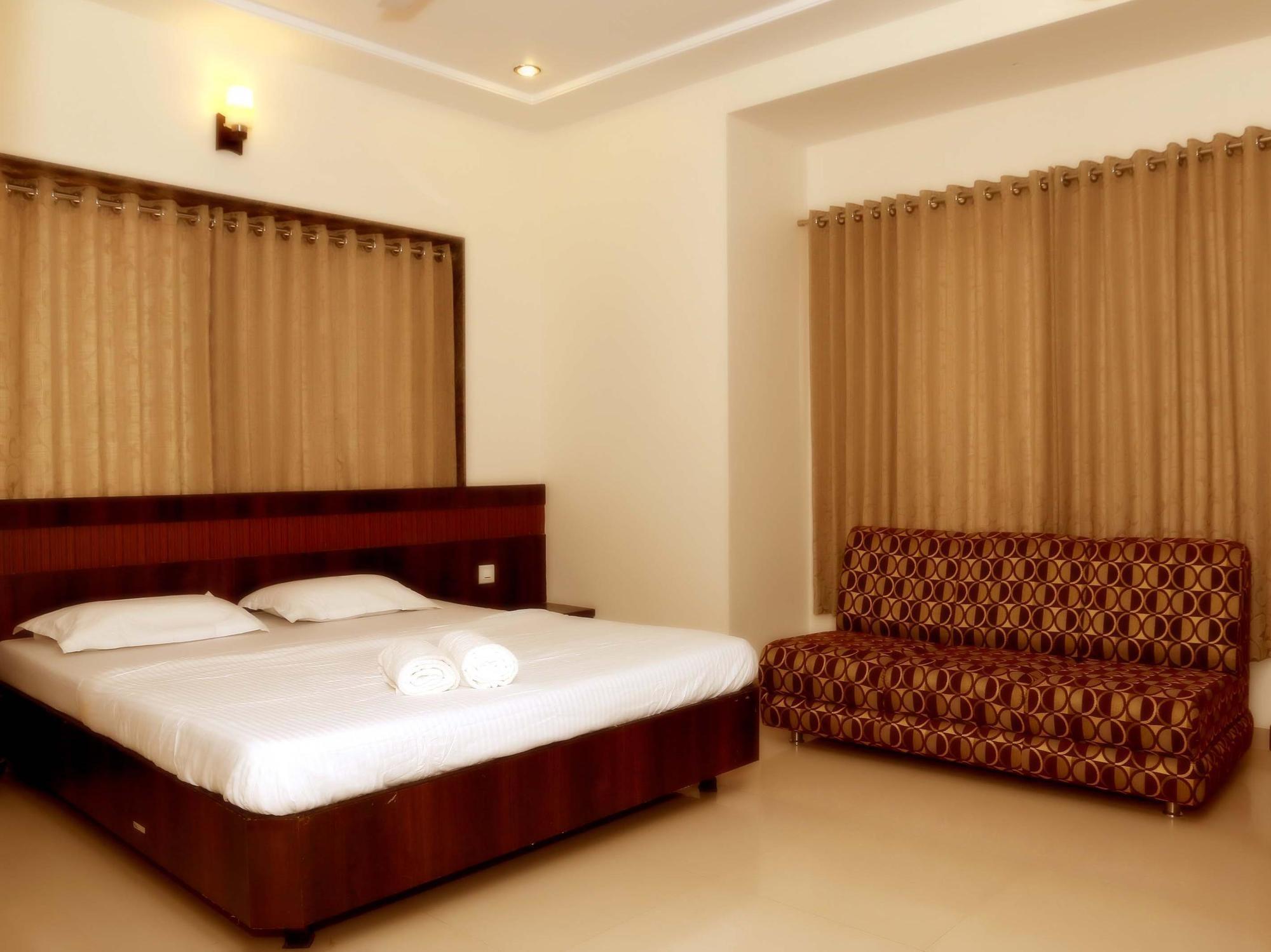 Hotel Sai Ramanand Shirdi Dış mekan fotoğraf