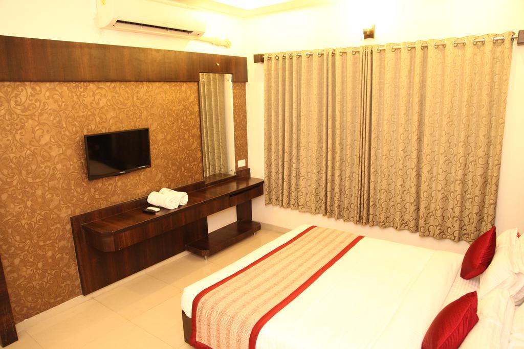 Hotel Sai Ramanand Shirdi Dış mekan fotoğraf