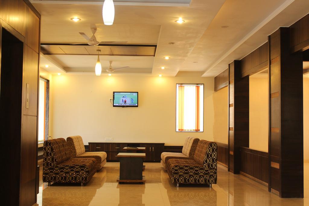 Hotel Sai Ramanand Shirdi Dış mekan fotoğraf