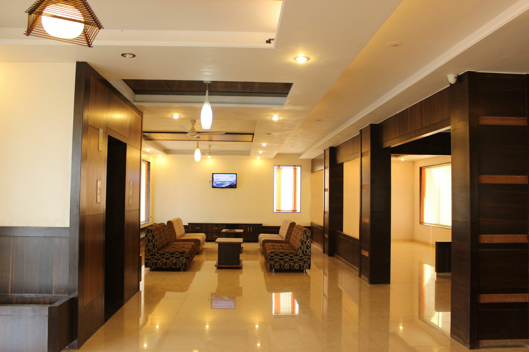 Hotel Sai Ramanand Shirdi Dış mekan fotoğraf