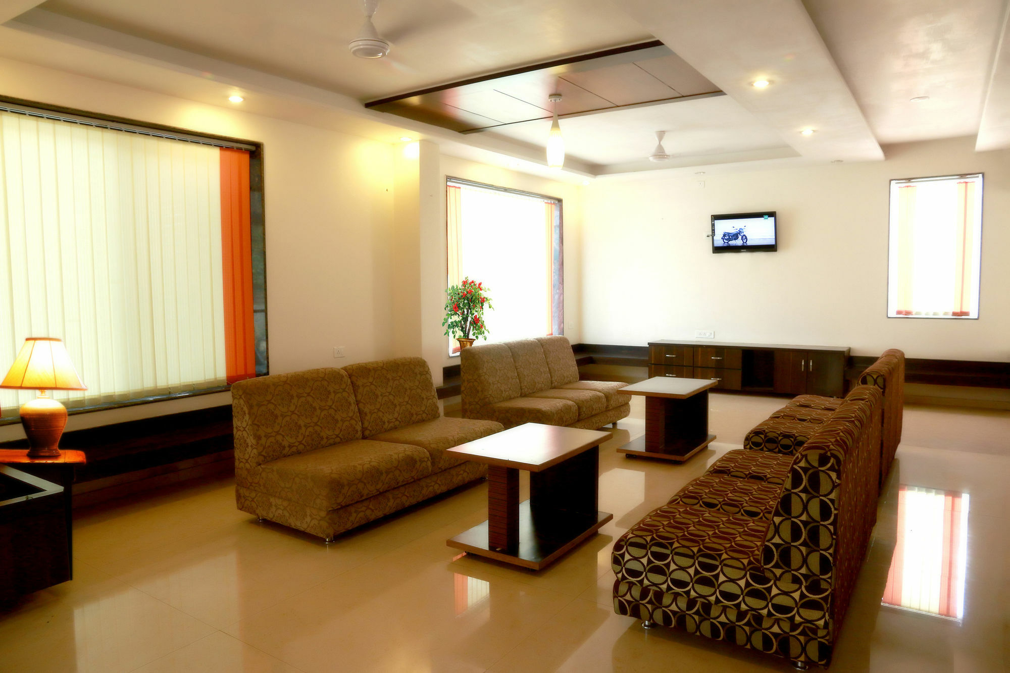 Hotel Sai Ramanand Shirdi Dış mekan fotoğraf